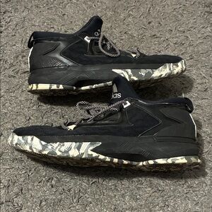 Adidas dame 2